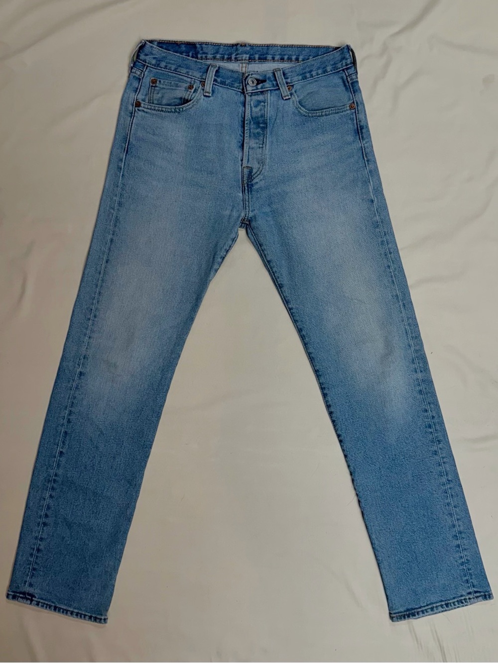 Levi’s 501 30x32 Button Fly